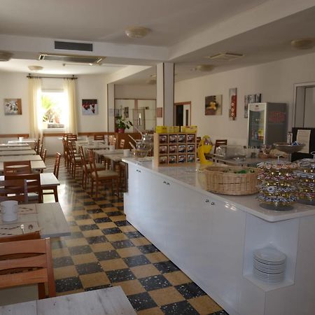 Albergo Larenzia كاتوليكا المظهر الخارجي الصورة