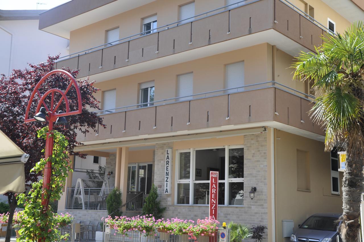 Albergo Larenzia كاتوليكا المظهر الخارجي الصورة