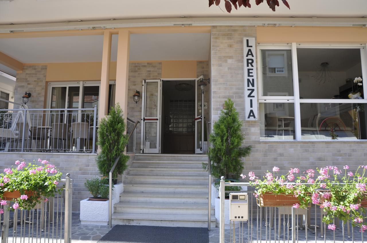 Albergo Larenzia كاتوليكا المظهر الخارجي الصورة